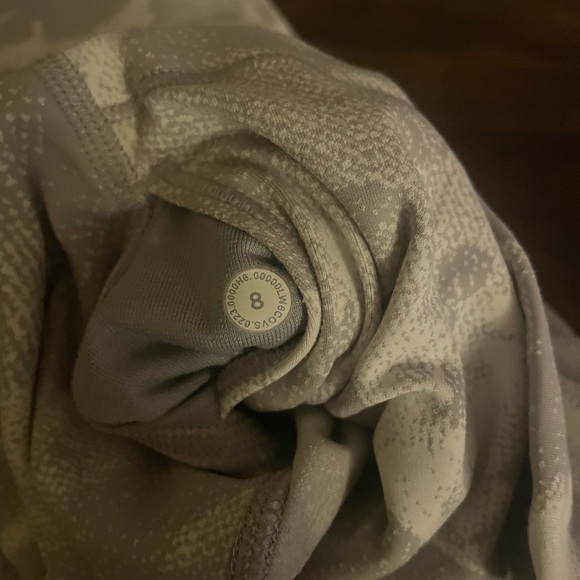 Lululemon Align - Picture 3 of 3